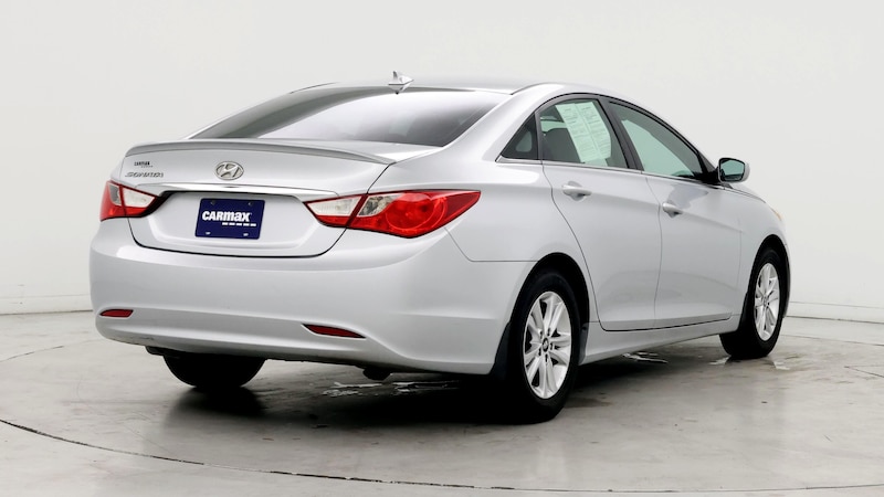 2013 Hyundai Sonata GLS 8