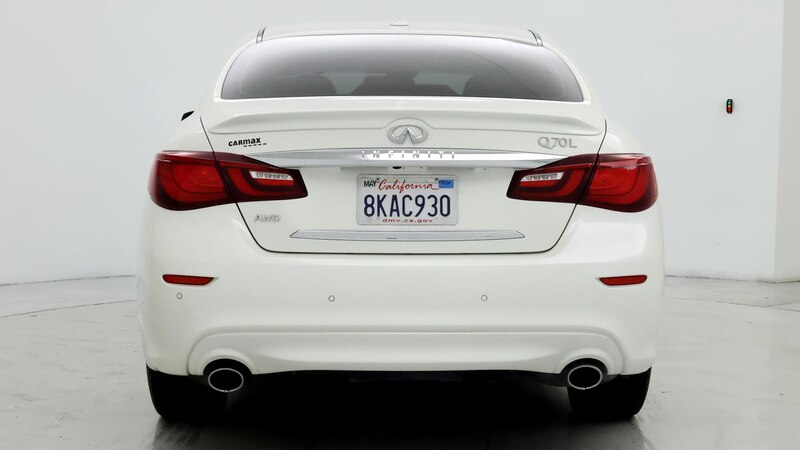 2018 INFINITI Q70 Luxe 6