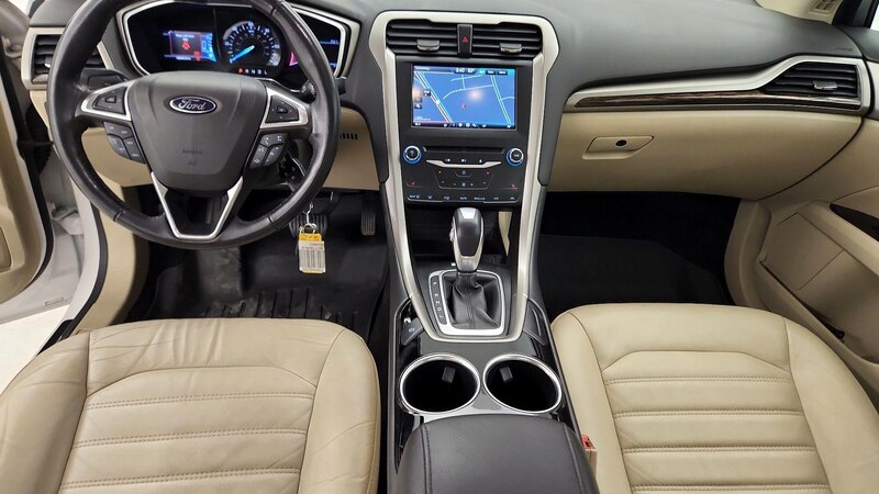 2013 Ford Fusion SE 9