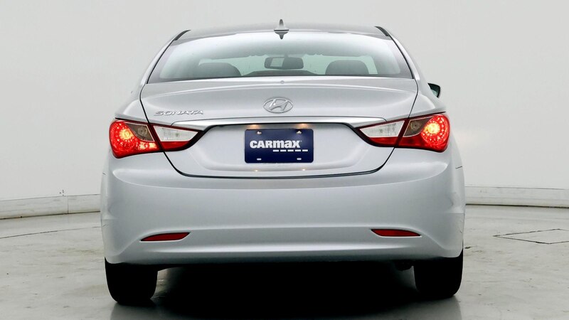 2012 Hyundai Sonata GLS 6