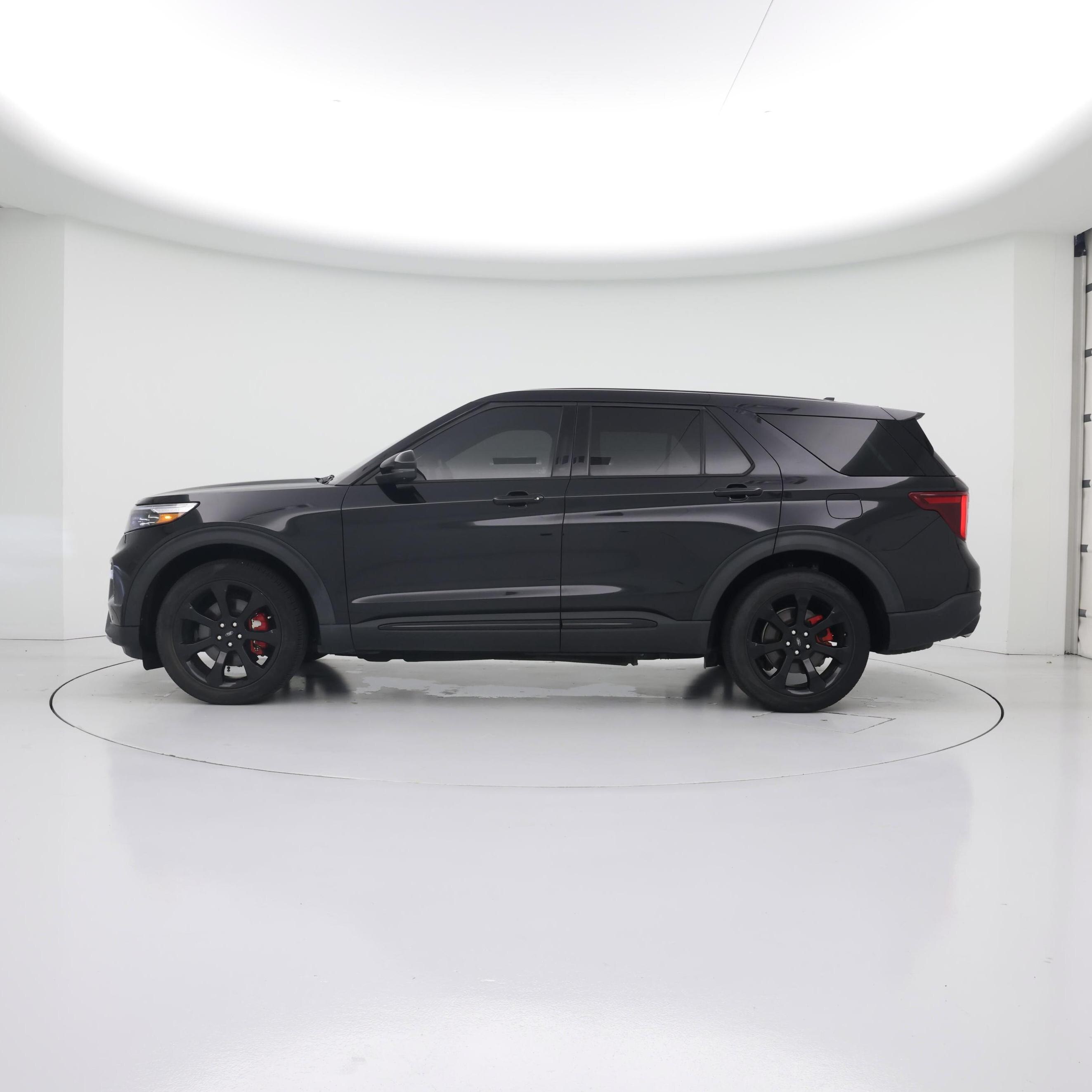 Thumbnail: 2021 Ford Explorer - 3