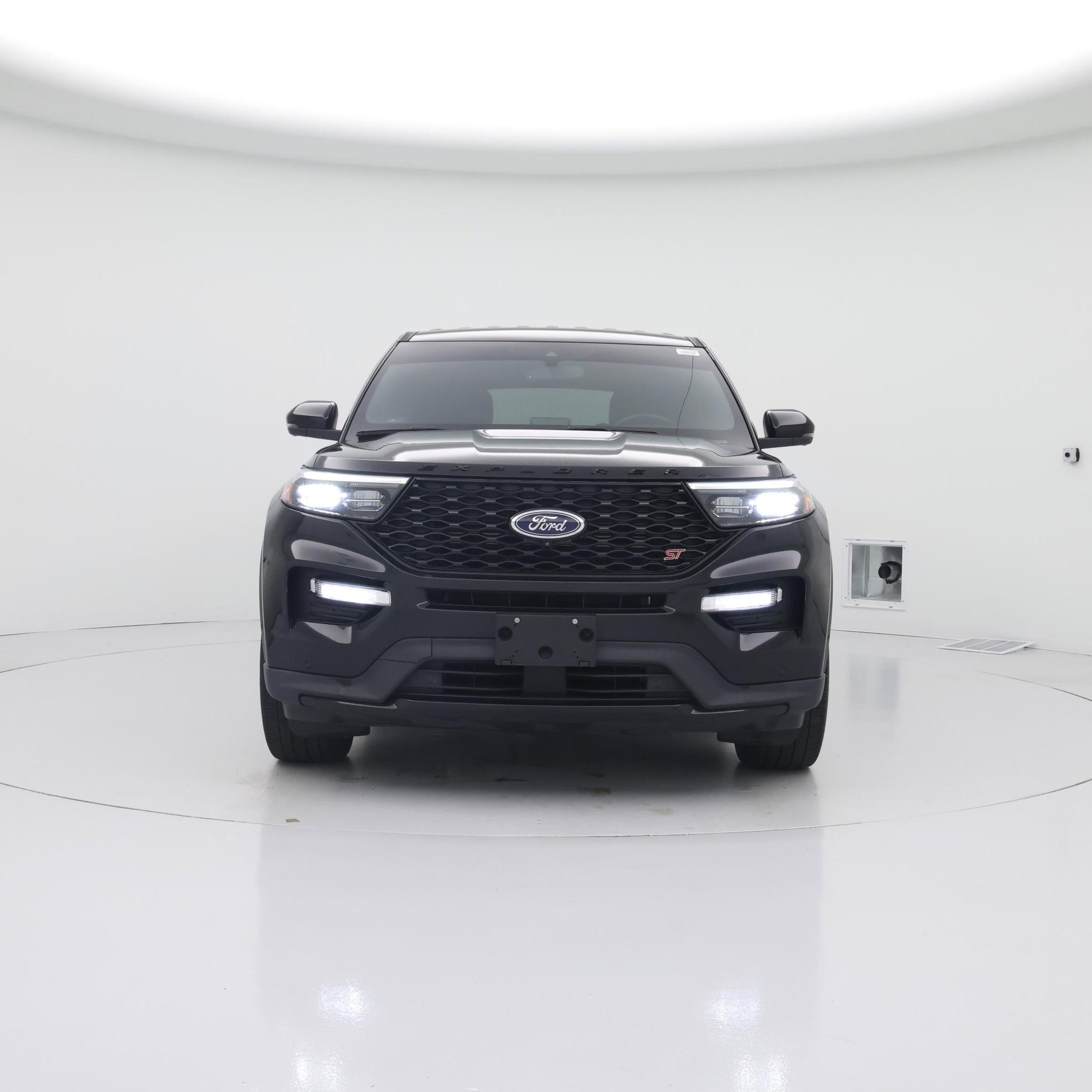 Thumbnail: 2021 Ford Explorer - 5