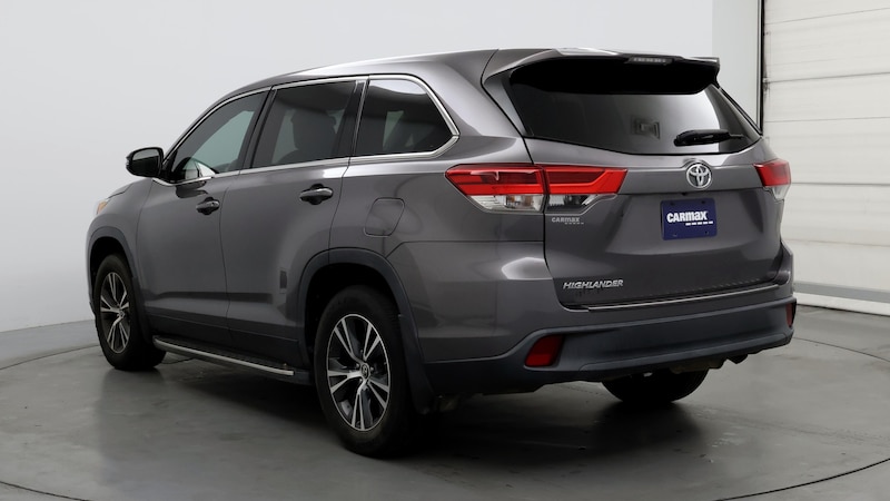 2019 Toyota Highlander LE 2