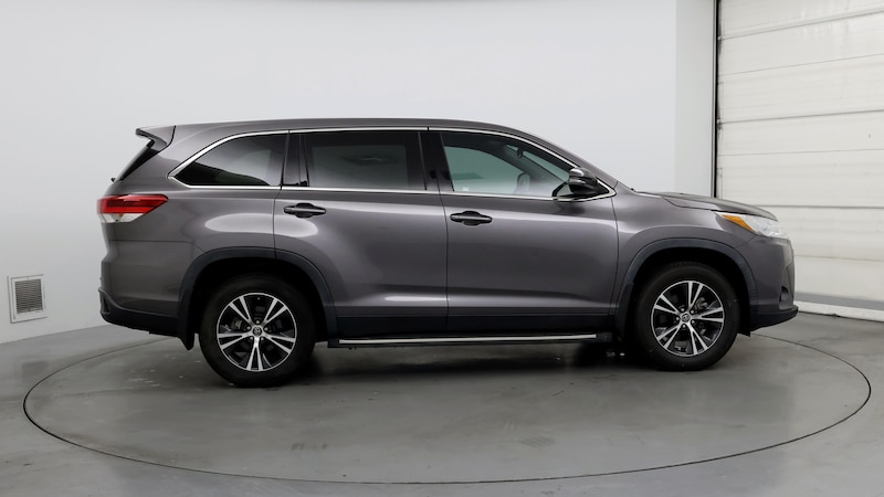 2019 Toyota Highlander LE 7