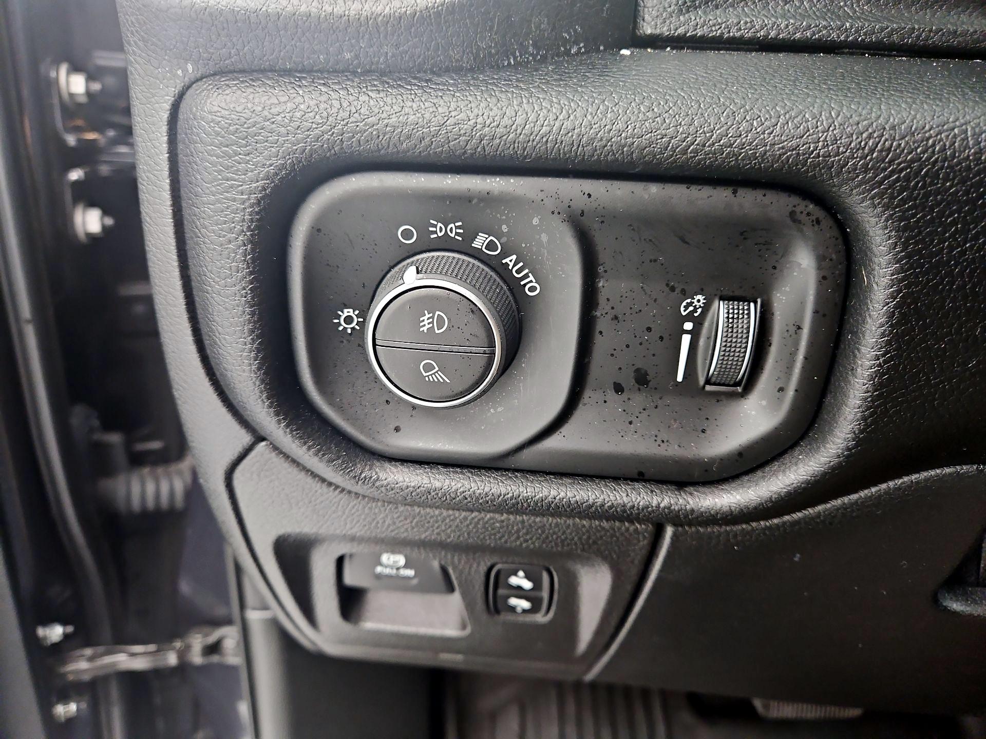 Thumbnail: 2020 RAM 1500 - 13