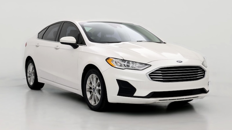 2019 Ford Fusion SE Hero Image