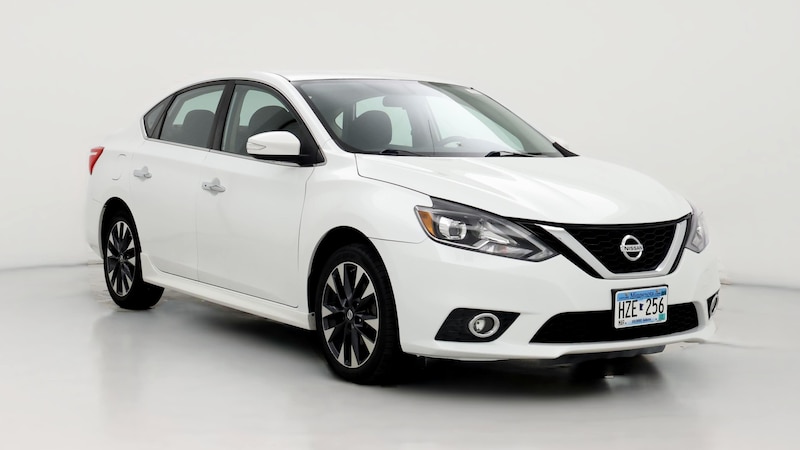 2016 Nissan Sentra SR Hero Image