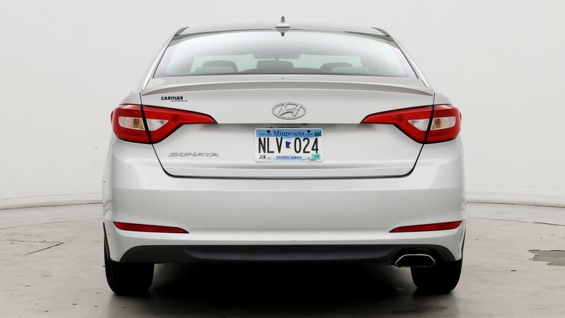 2015 Hyundai Sonata SE 6