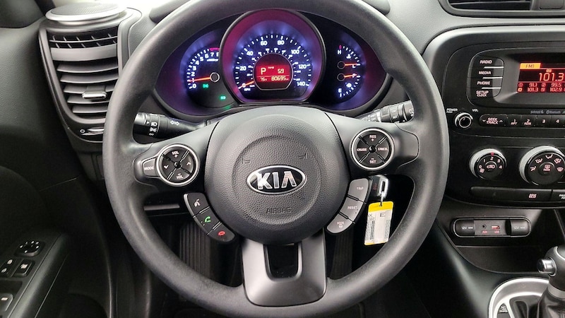 2016 Kia Soul  10