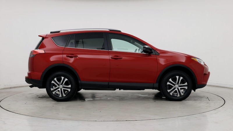 2017 Toyota RAV4 LE 7