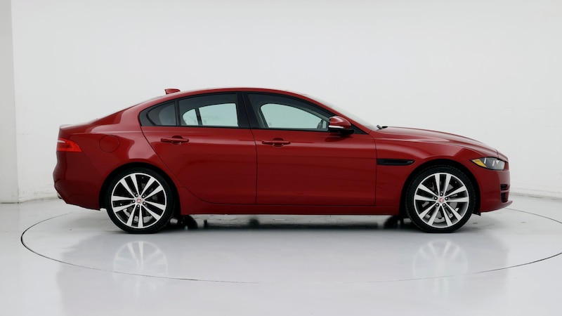 2017 Jaguar XE Prestige 7