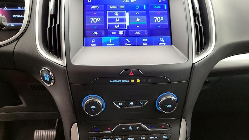 2020 Ford Edge SEL 16