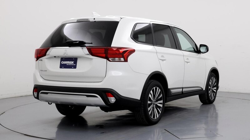 2020 Mitsubishi Outlander ES 8