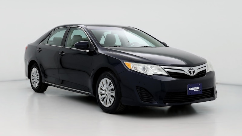 2014 Toyota Camry LE Hero Image