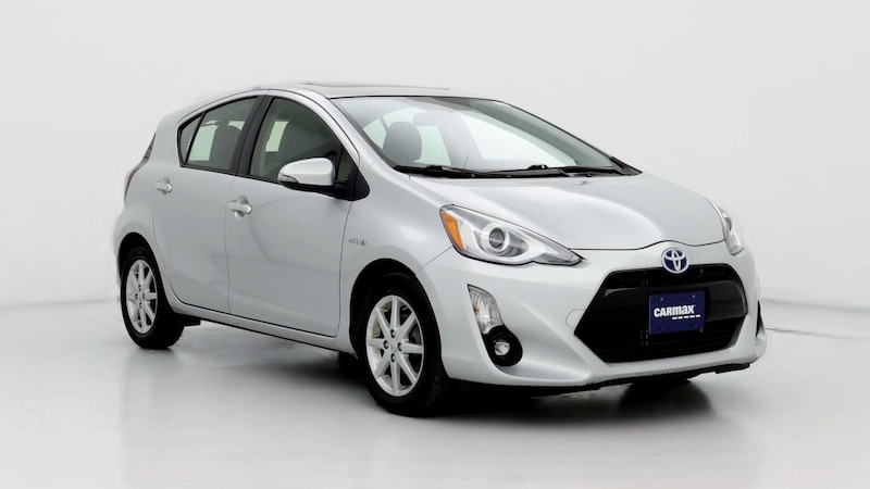 2016 Toyota Prius c Four Hero Image