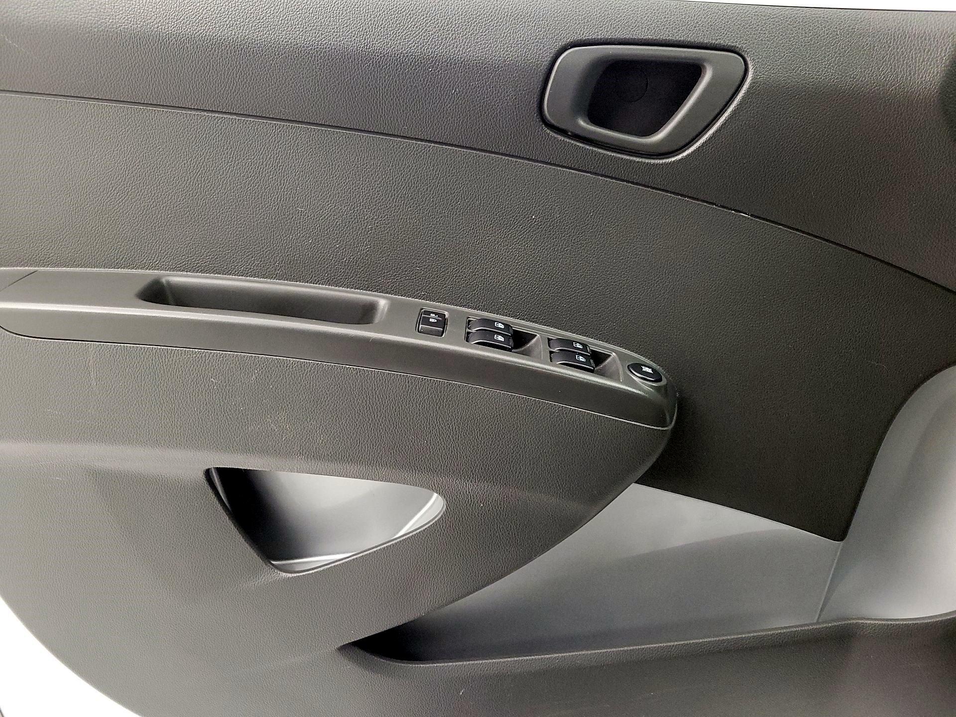 Thumbnail: 2016 Chevrolet Spark - 12