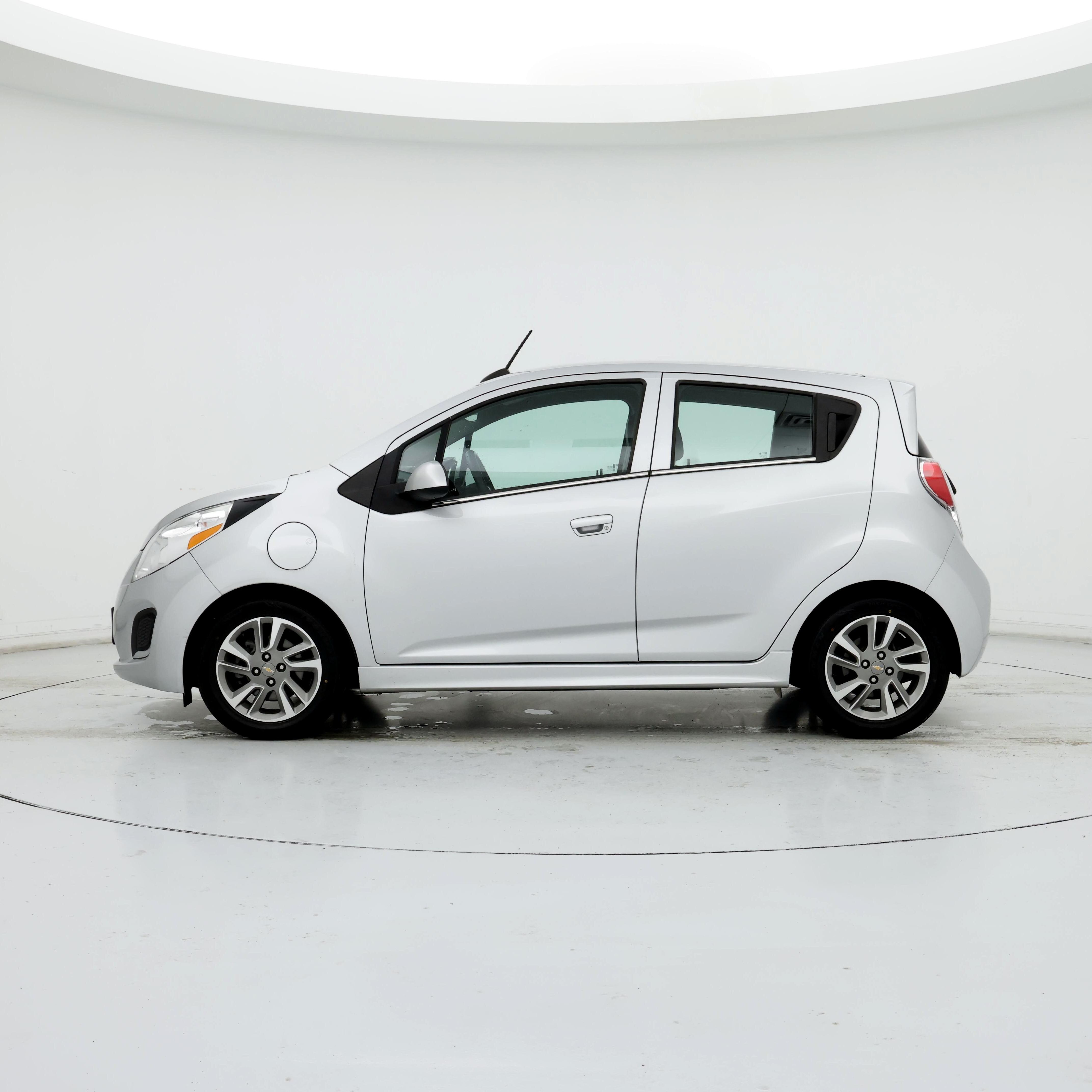 Thumbnail: 2016 Chevrolet Spark - 3