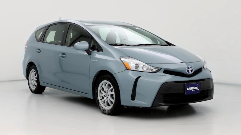 2016 Toyota Prius v Two Hero Image