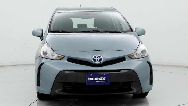 2016 Toyota Prius v Two 5