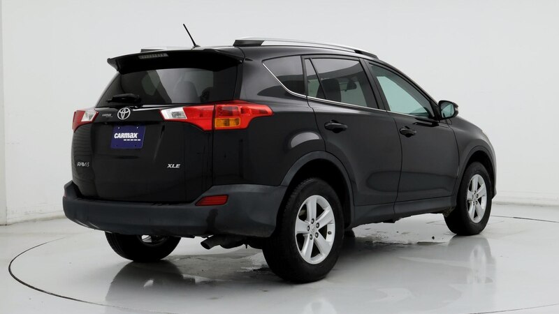 2013 Toyota RAV4 XLE 8