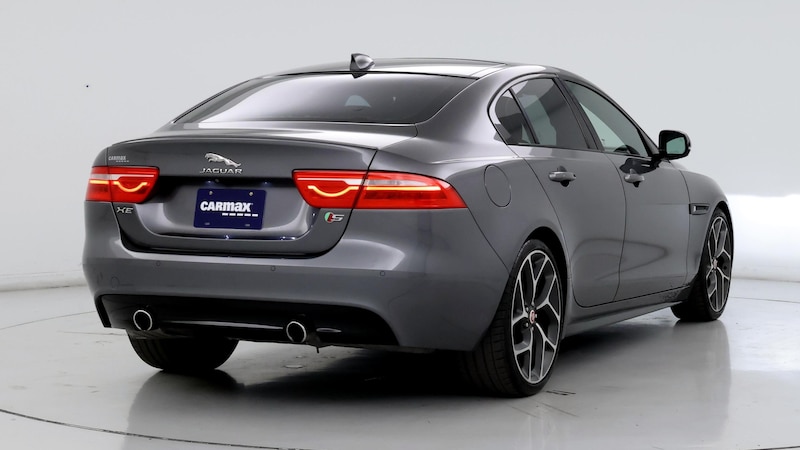 2018 Jaguar XE S 8