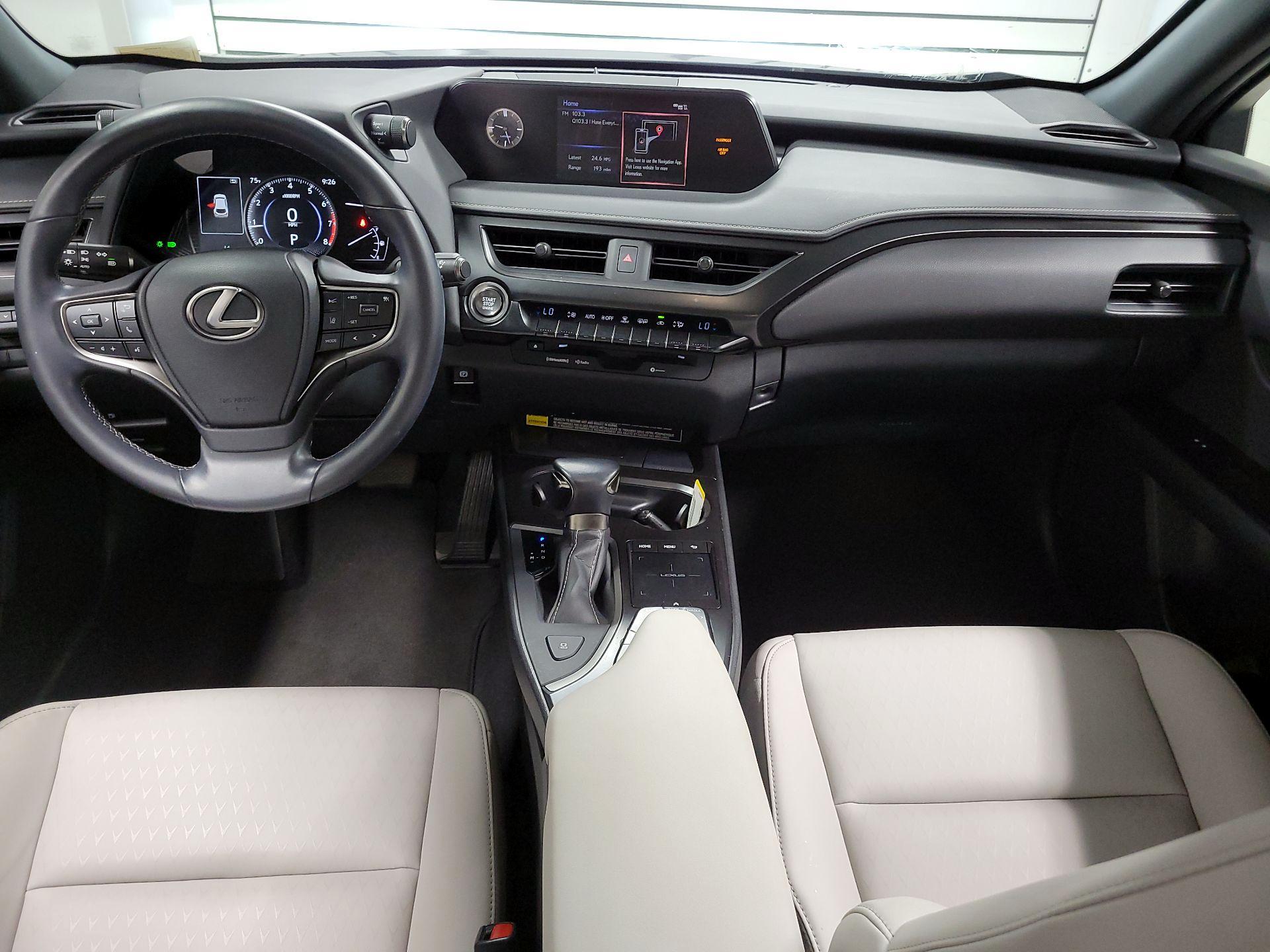 Thumbnail: 2021 Lexus UX - 9