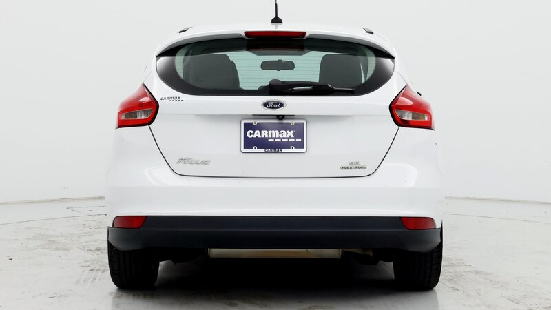 2015 Ford Focus SE 6