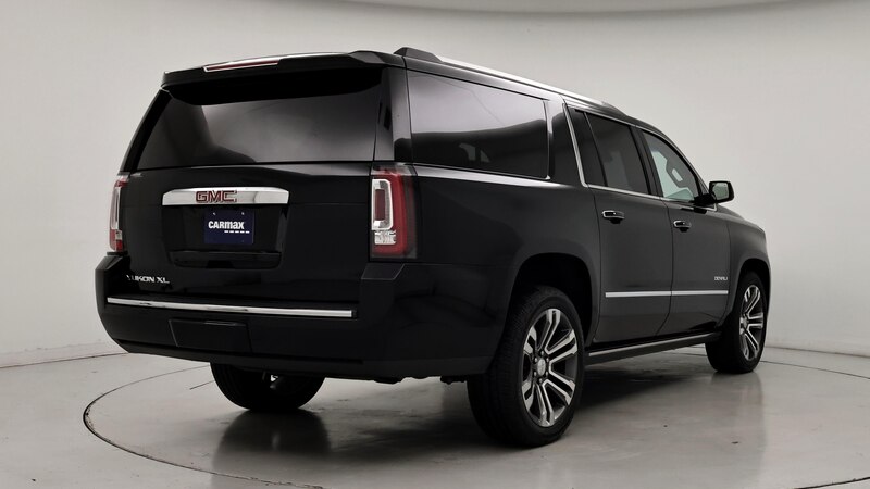 2020 GMC Yukon XL Denali 8