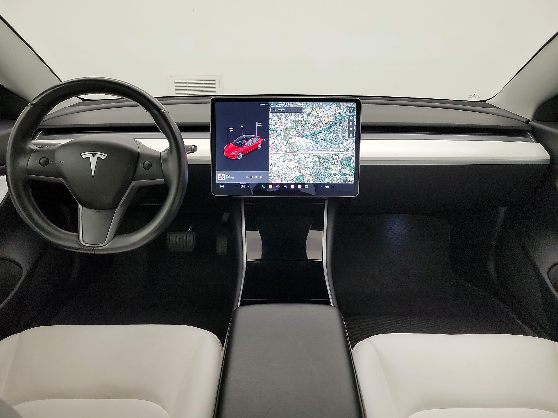 Thumbnail: 2018 Tesla Model 3 - 9