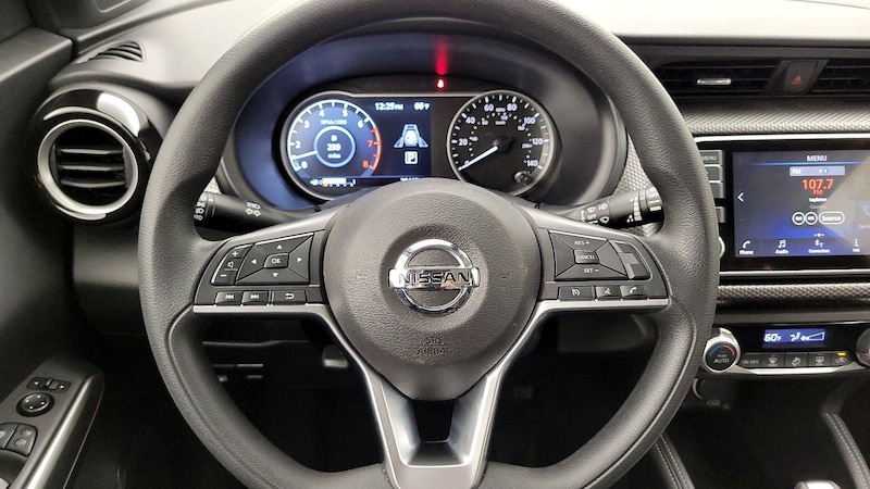 2020 Nissan Kicks SV 10