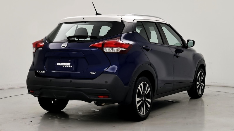 2020 Nissan Kicks SV 8