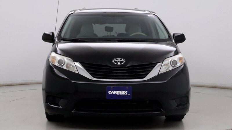 2014 Toyota Sienna LE 5