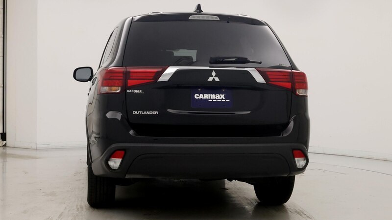 2020 Mitsubishi Outlander ES 6