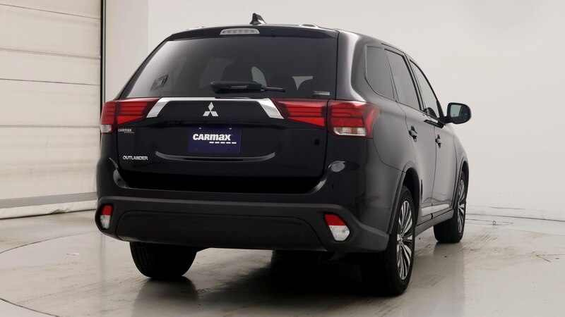 2020 Mitsubishi Outlander ES 8