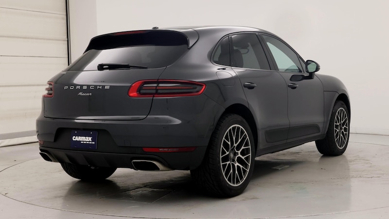 2017 Porsche Macan  8