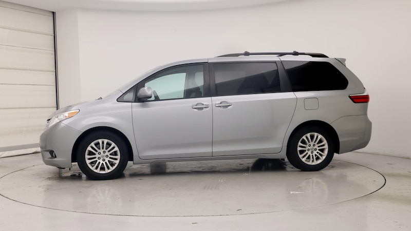 2016 Toyota Sienna XLE 3