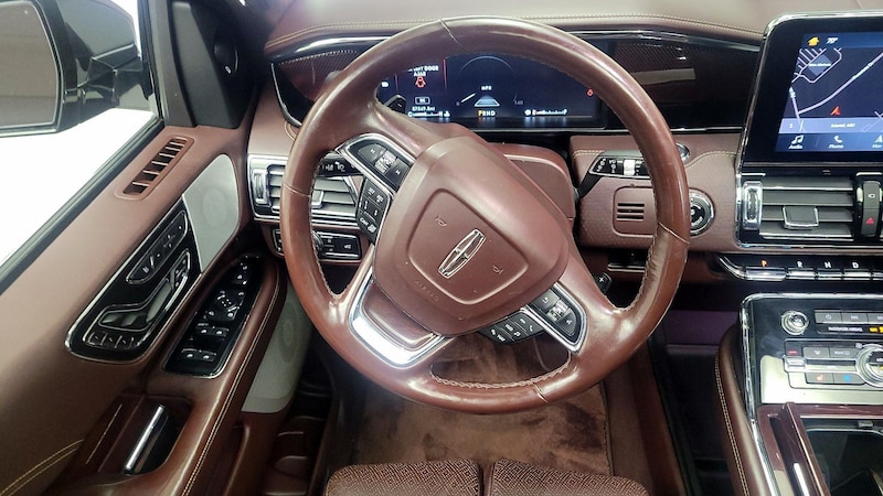 2018 Lincoln Navigator Black Label 10