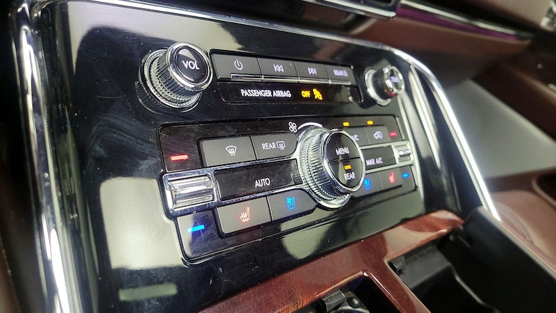 2018 Lincoln Navigator Black Label 17