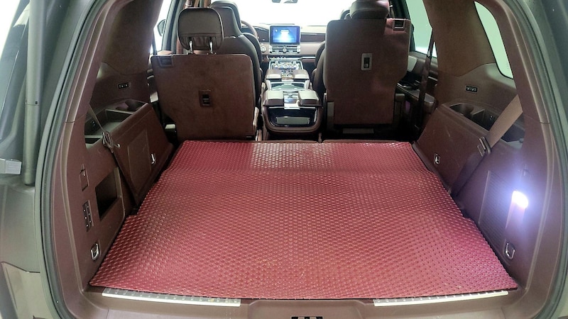 2018 Lincoln Navigator Black Label 24