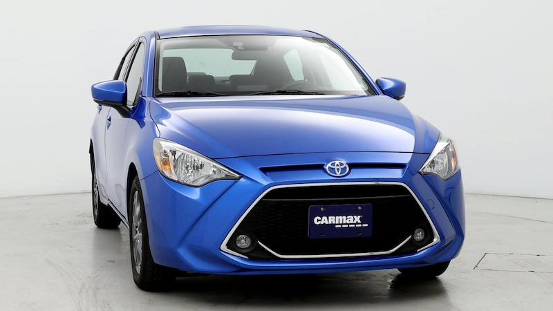 2019 Toyota Yaris LE 5