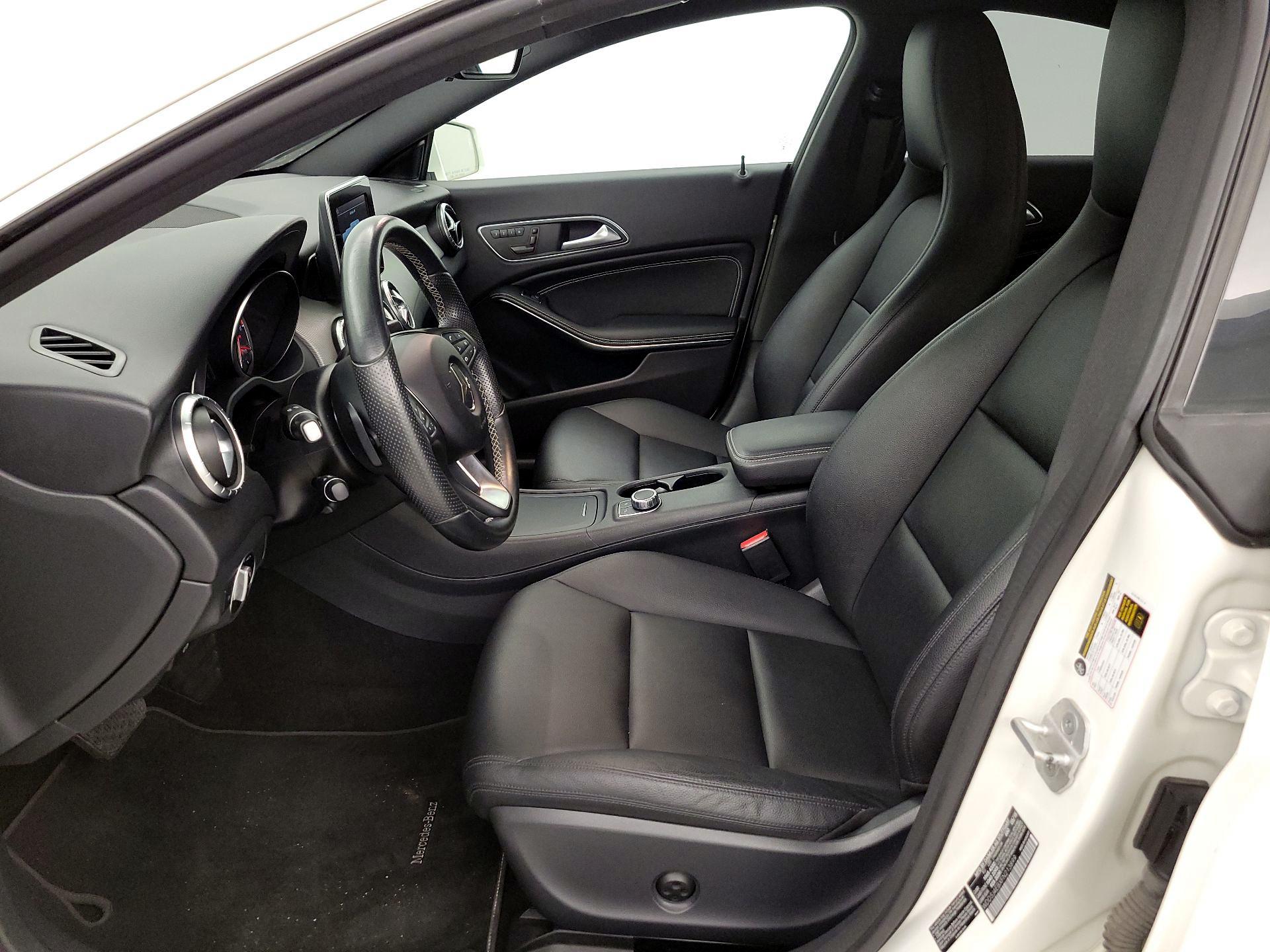 Thumbnail: 2015 Mercedes-Benz CLA - 11