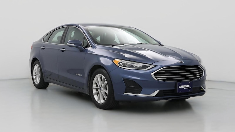 2019 Ford Fusion SEL Hero Image