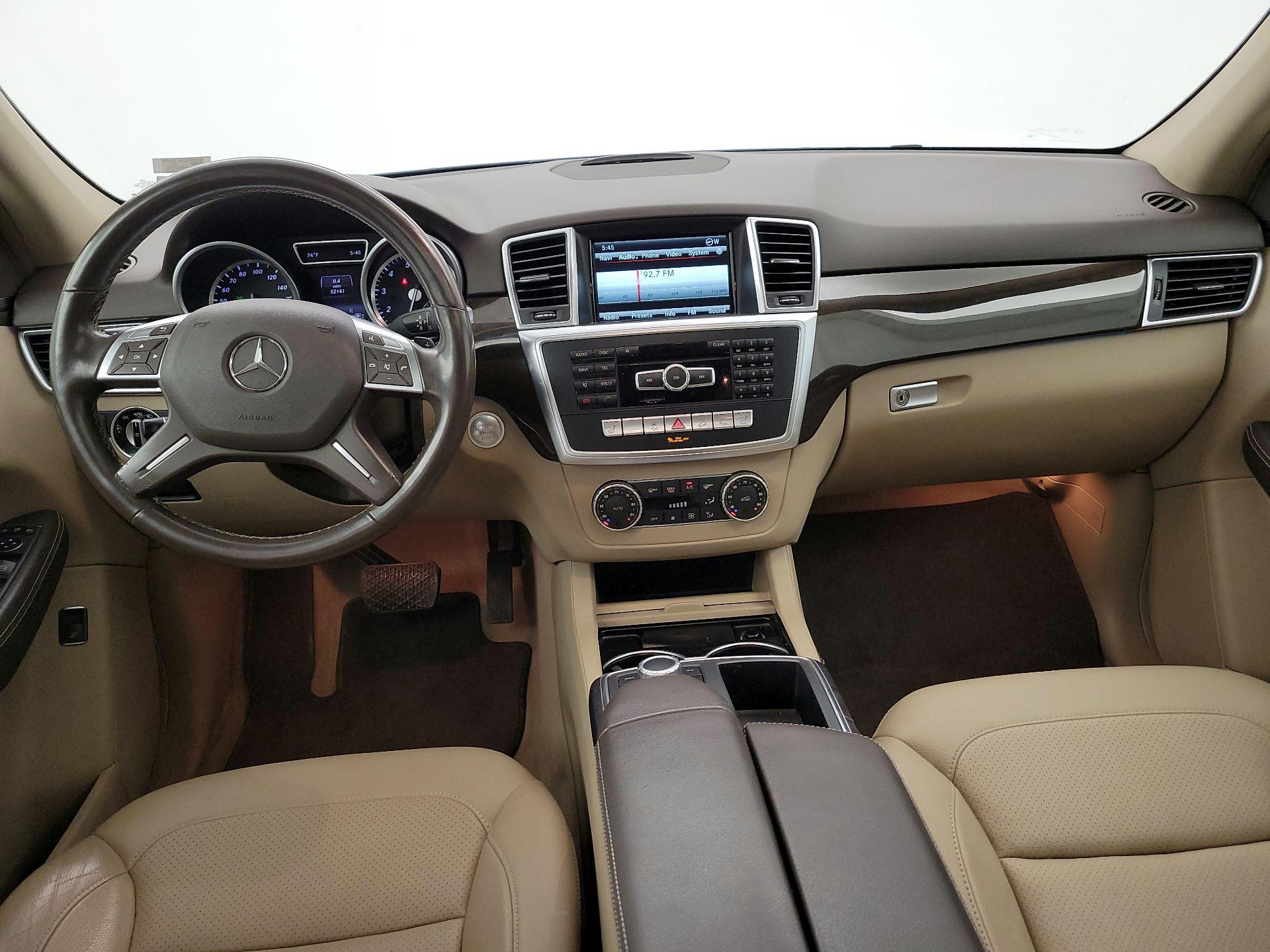 Thumbnail: 2015 Mercedes-Benz M-Class - 9