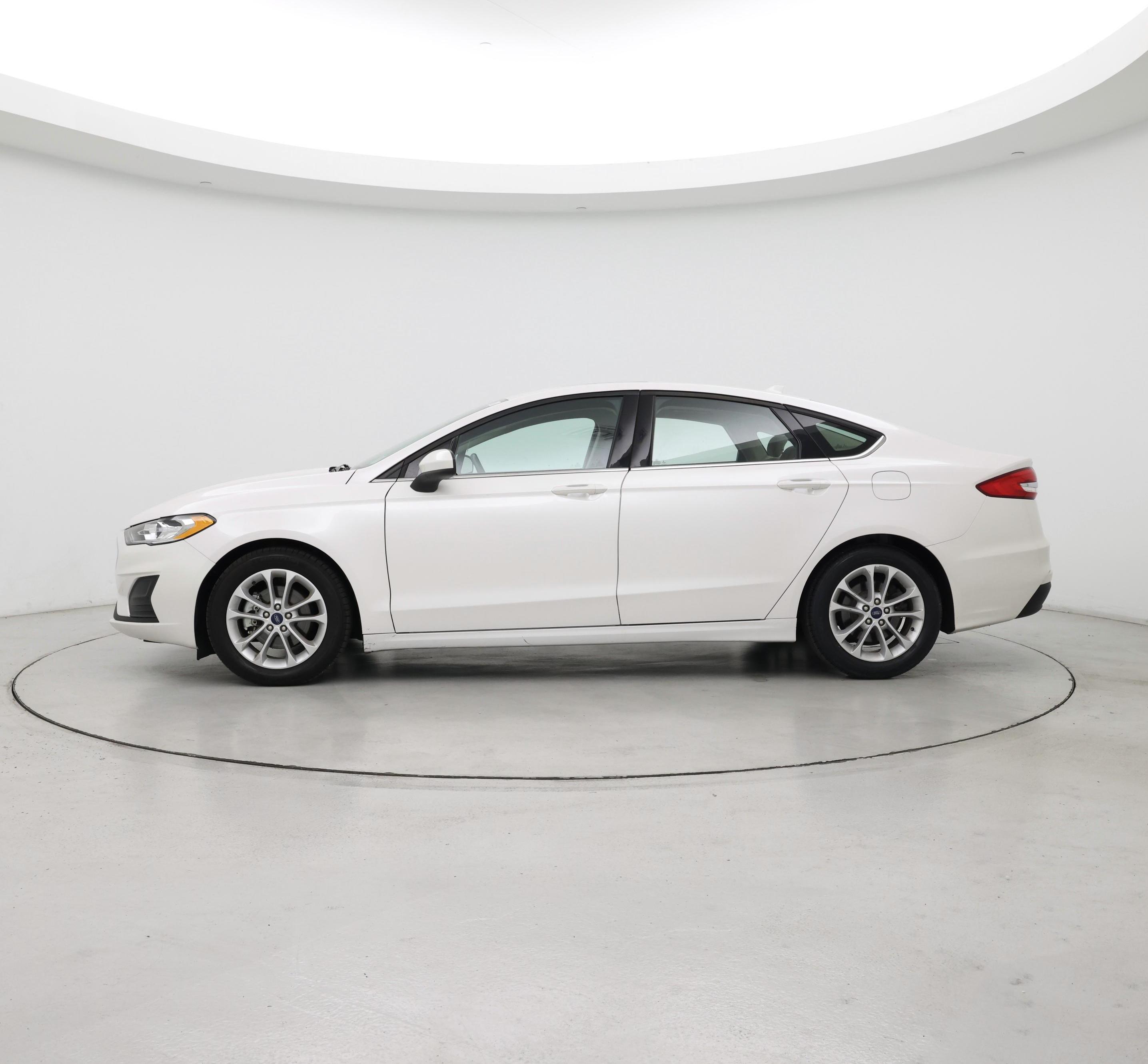 Thumbnail: 2019 Ford Fusion - 3