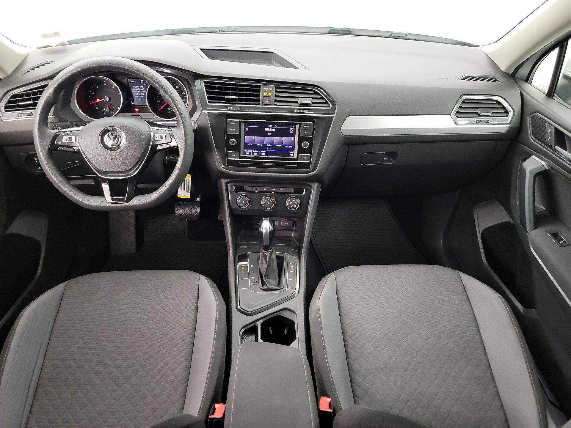 Thumbnail: 2019 Volkswagen Tiguan - 9