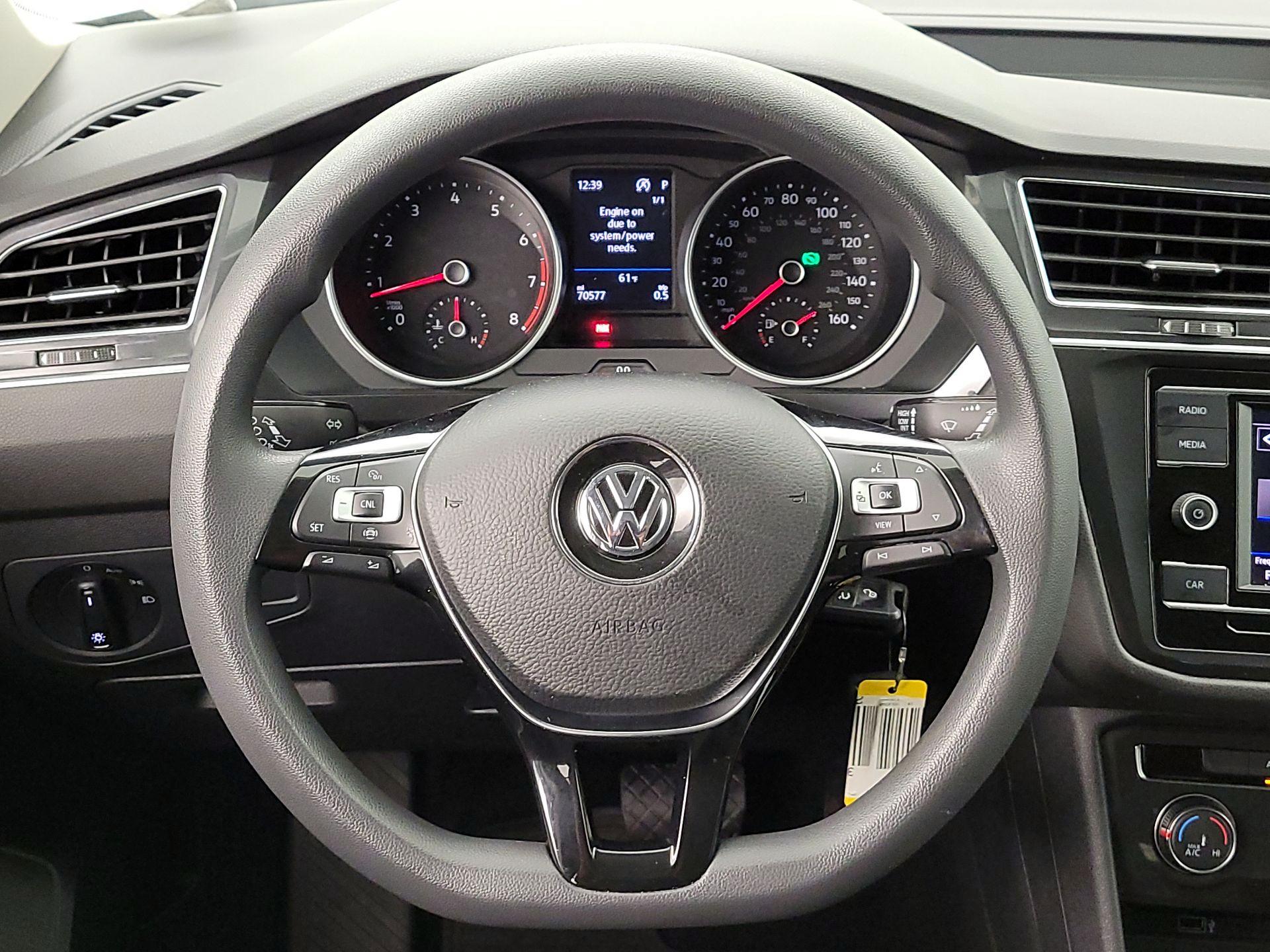 Thumbnail: 2019 Volkswagen Tiguan - 10