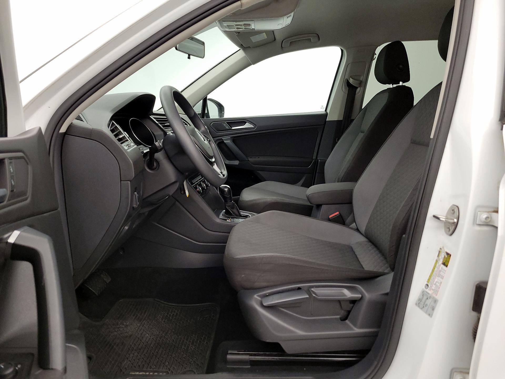 Thumbnail: 2019 Volkswagen Tiguan - 11