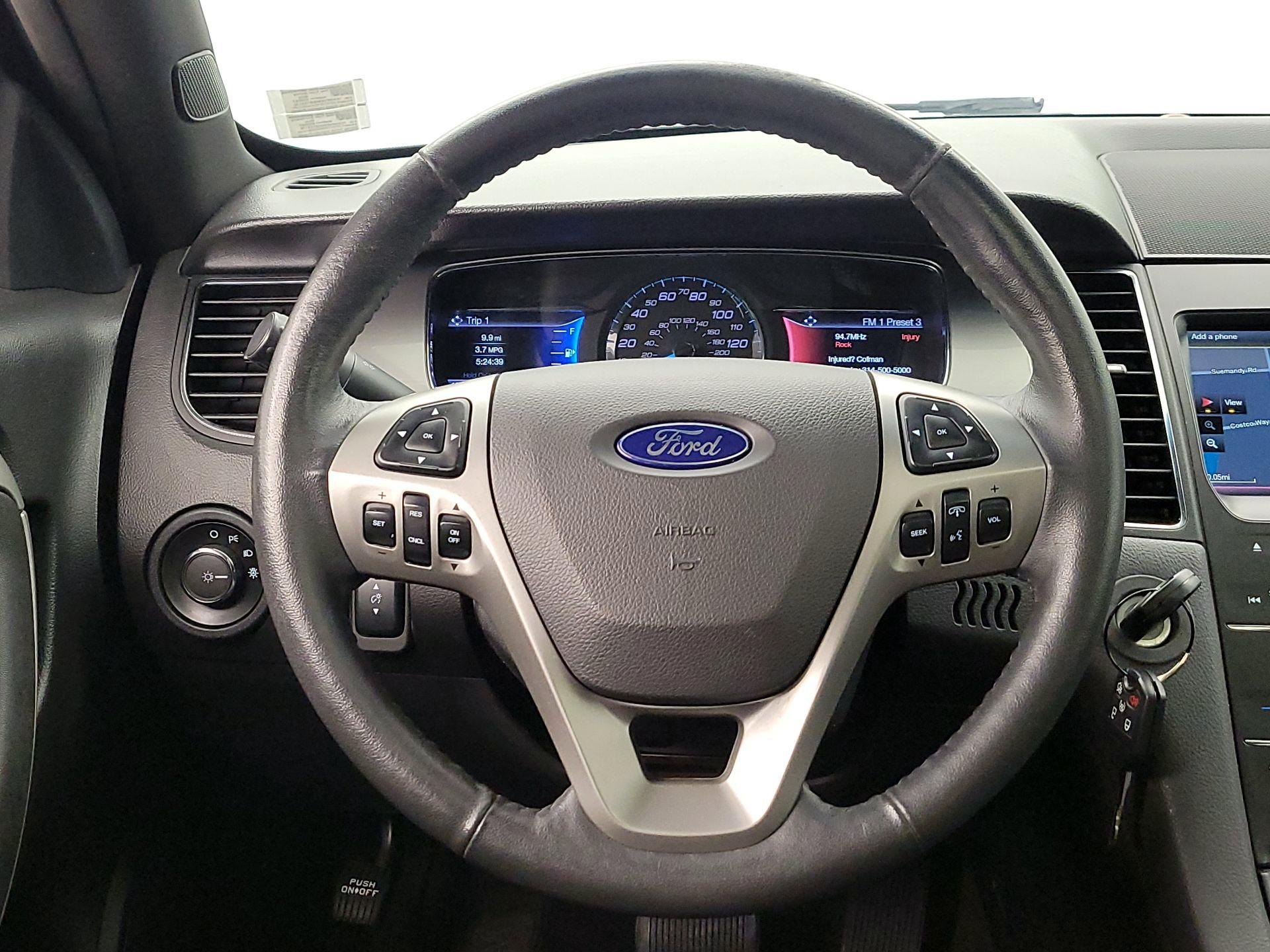 Thumbnail: 2014 Ford Taurus - 10
