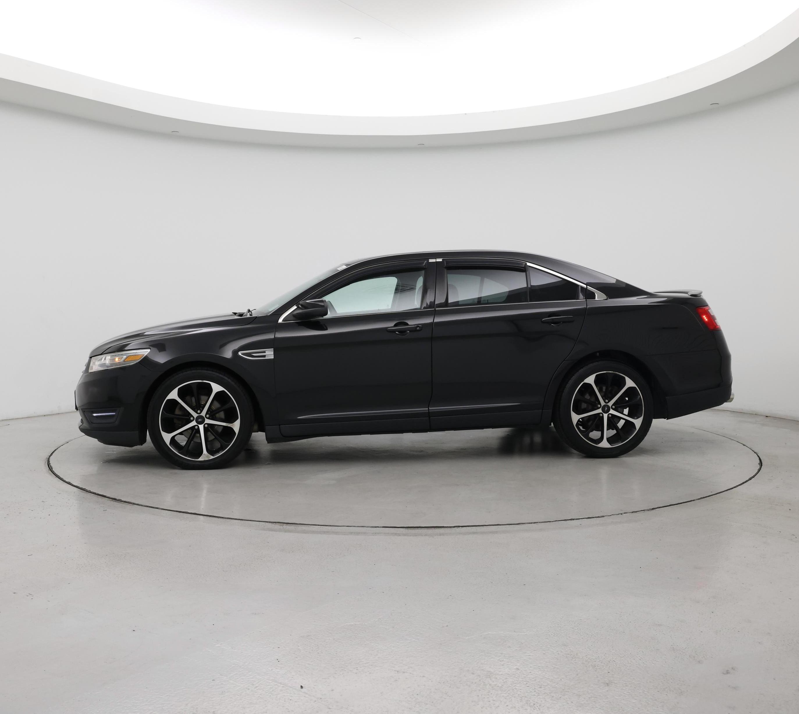Thumbnail: 2014 Ford Taurus - 3