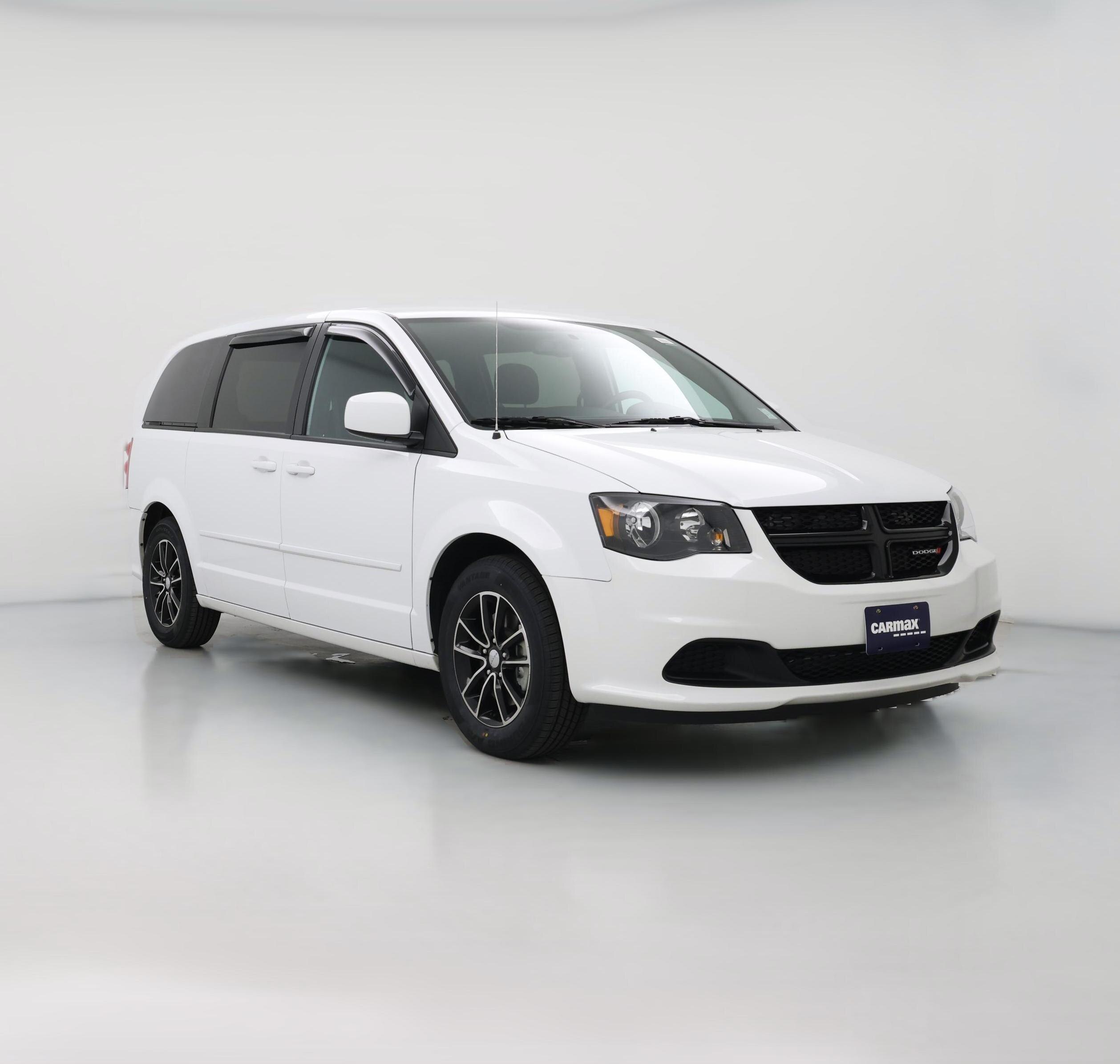 Thumbnail: 2017 Dodge Grand Caravan - 1
